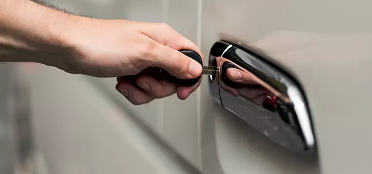 Why Choose Our Auto Locksmith Team in Little Rock, AR?